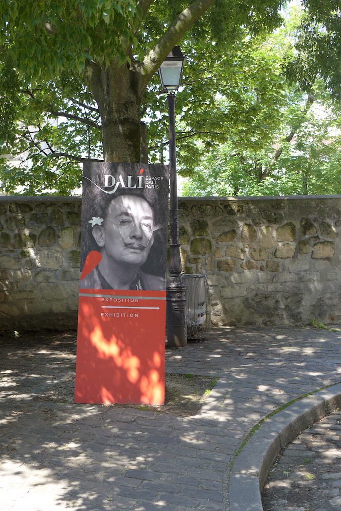 Montmartre-Rue Poulbot- Espace Dali