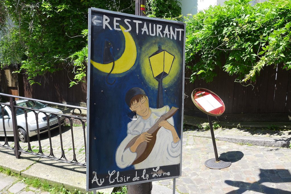 Montmartre- Restaurant rue Poulbot-02