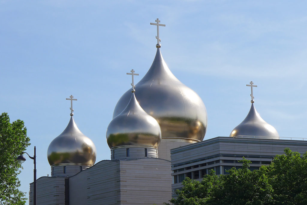 Cathedrale de la Sainte Trinite - Paris - View from the Pont de l Alma