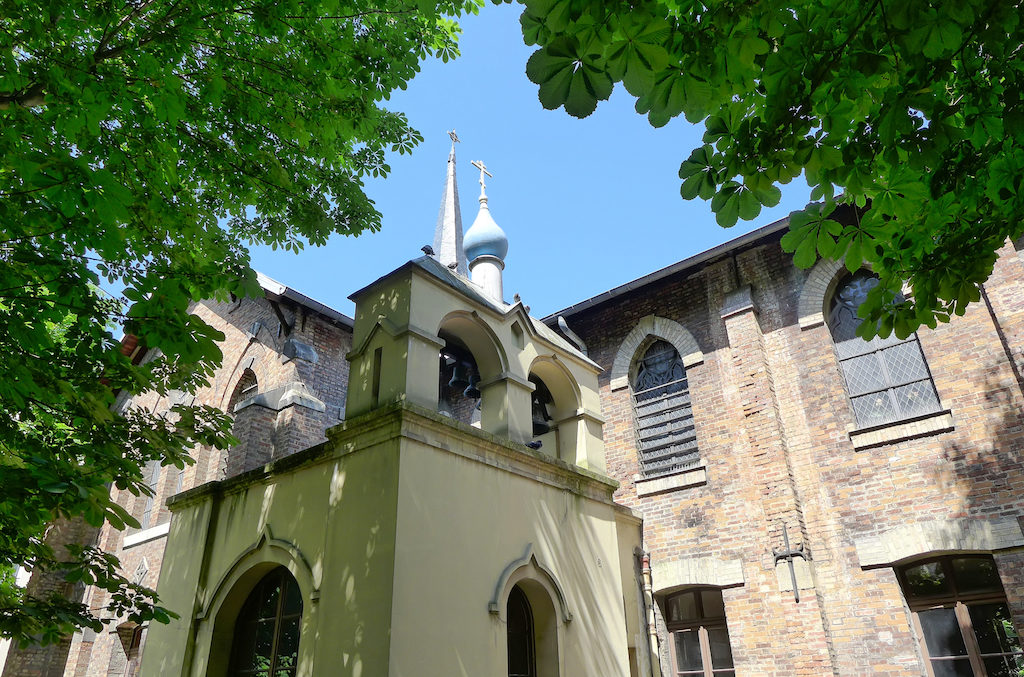 Eglise Orthodoxe Saint Serge-Paris-Outside