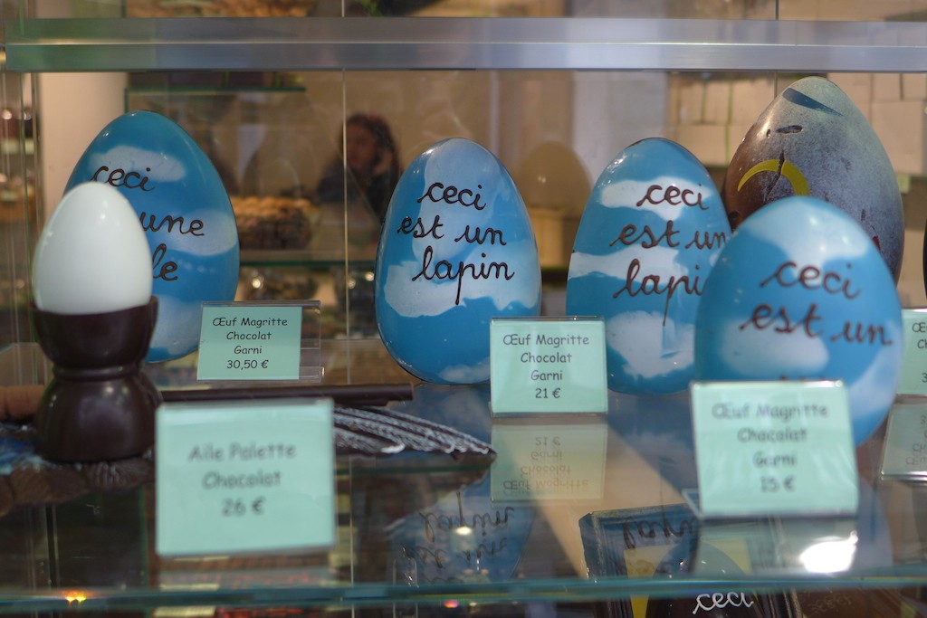 Josephine Vannier Paris-Magritte eggs