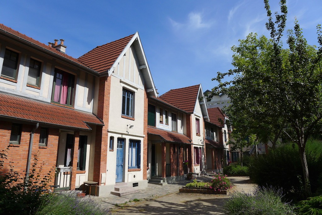 The inner yard of La Petite Alsace - Butte aux cailles