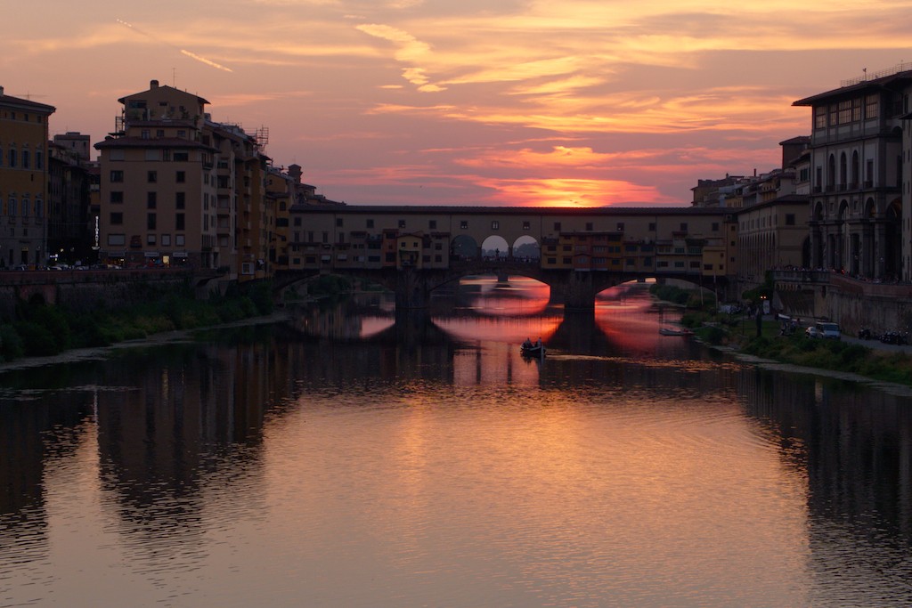 Florence-Ponte Vecchio at night