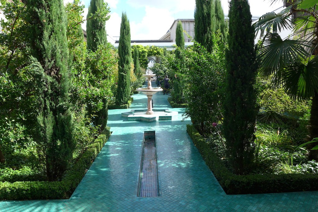 Paris-The Mosque-the inner patio