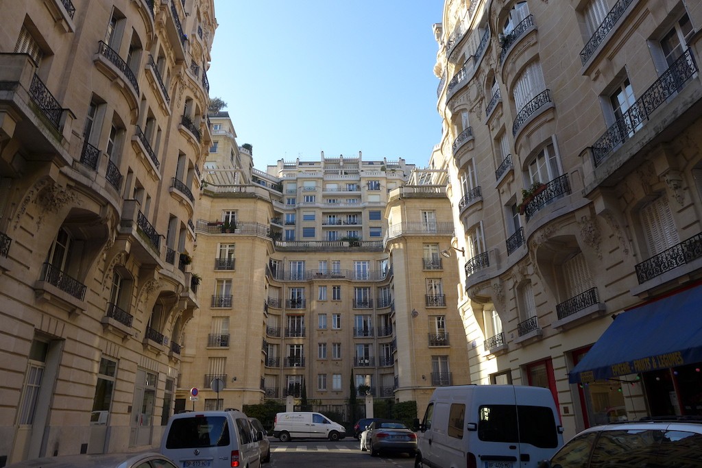 Exploring Passy-Paris- The avenue Fremiet