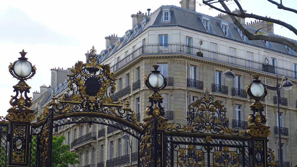 Parc Monceau Paris - Avenue Van Dyck